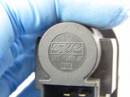 Ford Transit -  Tourneo Connect Interruptor sensor del pedal de freno 