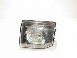 Mitsubishi Pajero Headlight/headlamp 