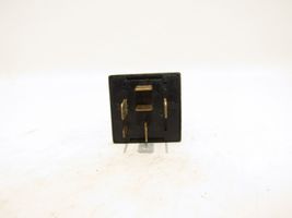 Opel Zafira A Window wiper relay 