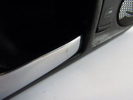 Volkswagen PASSAT B5 Manecilla interna puerta delantera 