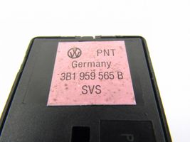 Volkswagen PASSAT B5 Przycisk regulacji lusterek bocznych 