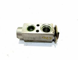 Opel Astra H Air conditioning (A/C) expansion valve 