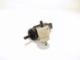 Volkswagen Touran II Windscreen/windshield washer pump 