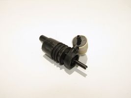 Volkswagen Touran II Windscreen/windshield washer pump 