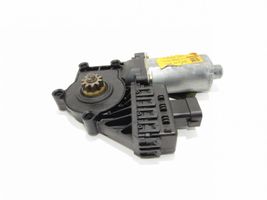 Opel Zafira A Front door window regulator motor 