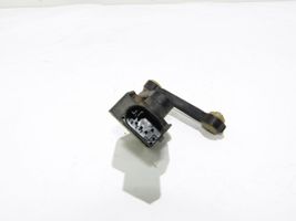 Volkswagen Touareg I Rear height level sensor lever 