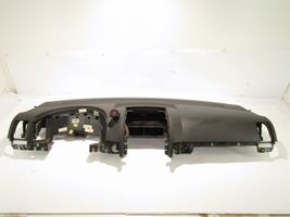 Volkswagen Touareg I Dashboard center trim panel 