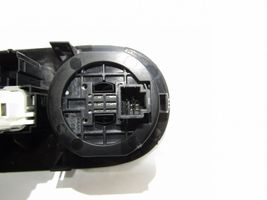 Nissan Qashqai+2 Interruttore/pulsante di controllo multifunzione 
