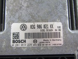 Volkswagen Golf V Sterownik / Moduł ECU 