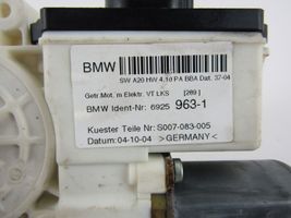 BMW X3 E83 Motorino alzacristalli della portiera anteriore 