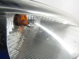 Peugeot Partner Lampa przednia 