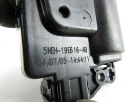 Nissan Pathfinder R51 Air flap motor/actuator 