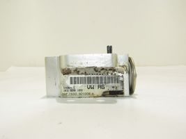 Volkswagen Caddy Air conditioning (A/C) expansion valve 