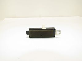 Volkswagen Transporter - Caravelle T5 Aerial antenna amplifier 