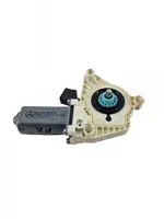 Mercedes-Benz B W245 Front door window regulator motor 