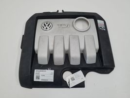 Volkswagen PASSAT B6 Engine cover (trim) 03G103925J