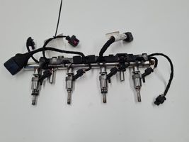 Volkswagen Jetta VI Fuel injectors set 06K133317H