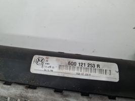 Volkswagen Fox Радиатор охлаждающей жидкости 6Q0121253R