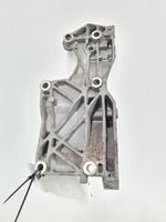 Volkswagen Fox Soporte del alternador 045903143E