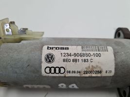 Volkswagen Touareg I Moteur de réglage de siège 8E0881183C