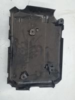 Volkswagen Jetta VI Engine cover (trim) 6002018062