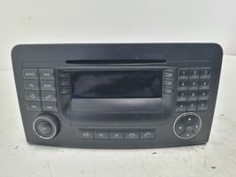 Mercedes-Benz CLK AMG A209 C209 Radio / CD/DVD atskaņotājs / navigācija A1648200879