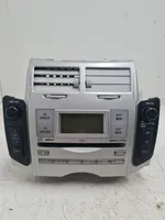Toyota Yaris Unità principale autoradio/CD/DVD/GPS 861200D210