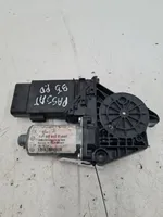 Volkswagen PASSAT B5 Front door window regulator motor 