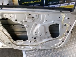 Nissan Almera Tino Portiera anteriore 