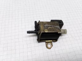 Audi TT Mk1 Turboahtimen magneettiventtiili 026906283H