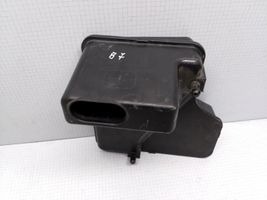 Mitsubishi Space Wagon Caja del filtro de aire MR386117