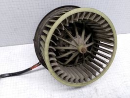 Audi A4 S4 B5 8D Ventola riscaldamento/ventilatore abitacolo 893819021