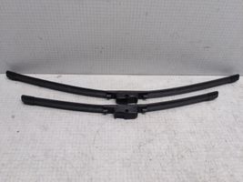 Volkswagen Golf V Windshield/front glass wiper blade 75420A