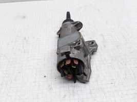 Audi A4 S4 B5 8D Verrouillage de commutateur d'allumage 4B0905851C