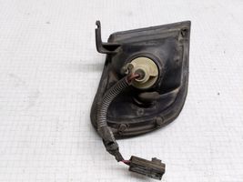 Nissan Sunny Indicatore di direzione anteriore 010178