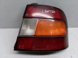 Hyundai Lantra II Galinis žibintas kėbule 7R011110