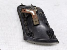 Mitsubishi Space Runner Indicatore di direzione anteriore 12037623