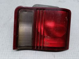 Mitsubishi Galant Lampy tylnej klapy bagażnika STANLEY0491519R