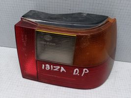 Seat Ibiza I (021A) Luz trasera/de freno 962220