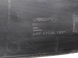 Volvo V70 Muu kynnyksen/pilarin verhoiluelementti VOLVORH1882