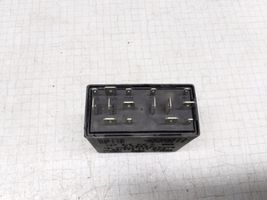 Audi 100 S4 C4 Light relay 4A0919471