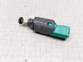 Renault Megane II Clutch pedal sensor 8200168240B