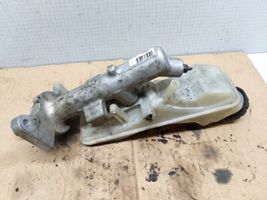 Toyota Corolla E120 E130 Główny cylinder hamulca 744712514