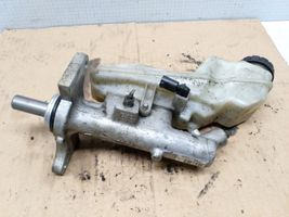 Toyota Corolla E120 E130 Główny cylinder hamulca 744712514