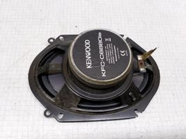 Mazda 626 Subwoofer-bassokaiutin 