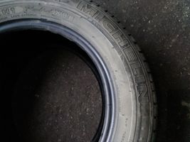 Renault 21 Летняя покрышка (покрышки) R 15 MICHELIN