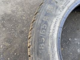 Volkswagen Golf III R15 winter tire 