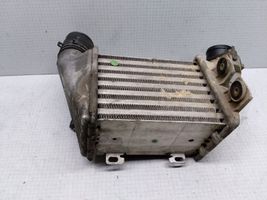 Volkswagen Golf III Radiatore intercooler 1H0145805A