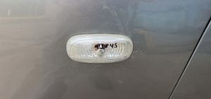 Hyundai Sonata Front fender indicator light 