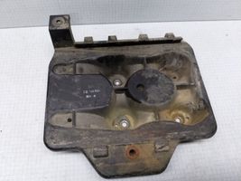 Volkswagen Bora Boîte de batterie 1J0804373A